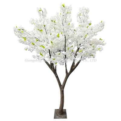 Árvore de flor de cerejeira de simulação branca