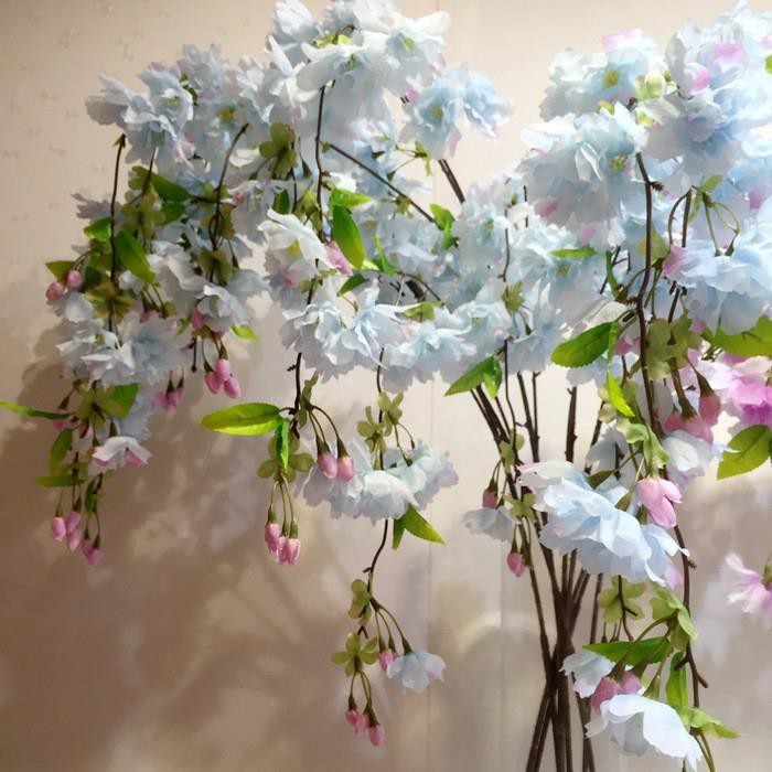Flores artificiais de Sakura caída